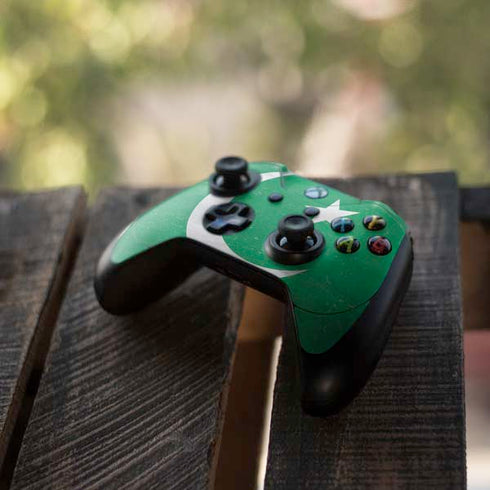 Pakistan Flag Distressed Xbox One Elite Controller Skin
